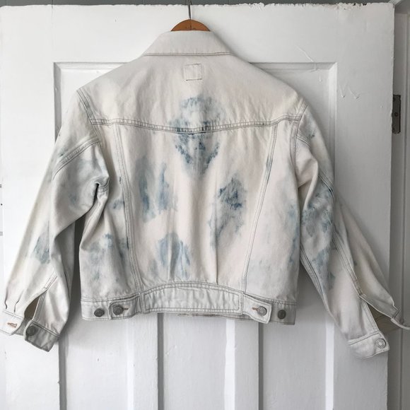 Reverse Bleached Tie Dye Gap Icon Women's Denim Jacket NWOT - Picture 2 of 2